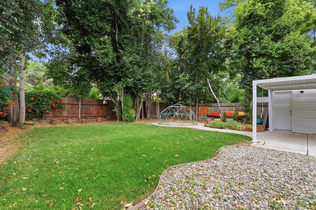 3438 36th St, Sacramento, CA 95817