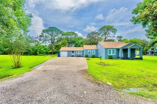 221 22nd Street N, Texas City, TX 77590