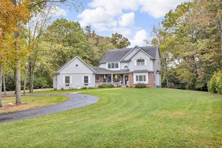 4880 Indian Creek Drive, Jackson, MI 49201