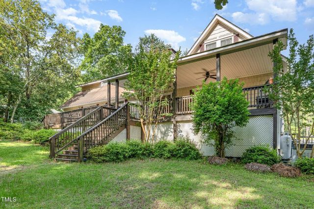 106 Scuppernong Court, West End, NC 27376