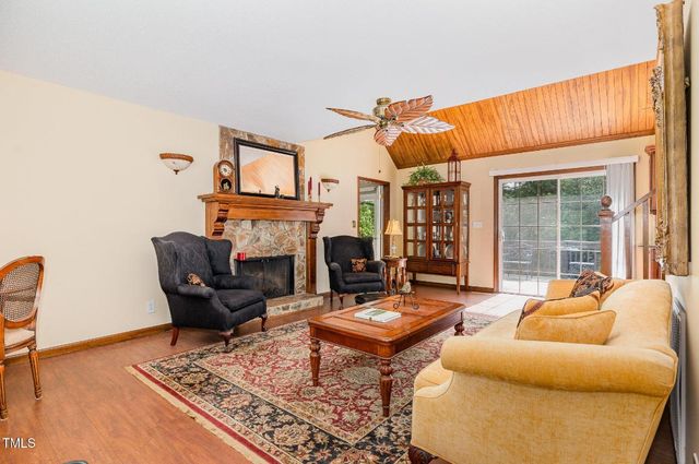 106 Scuppernong Court, West End, NC 27376