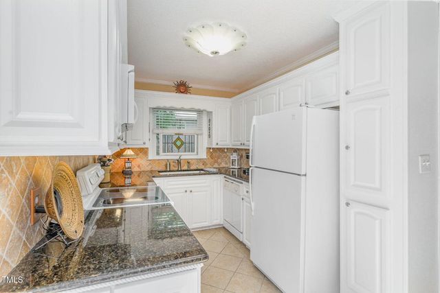 106 Scuppernong Court, West End, NC 27376