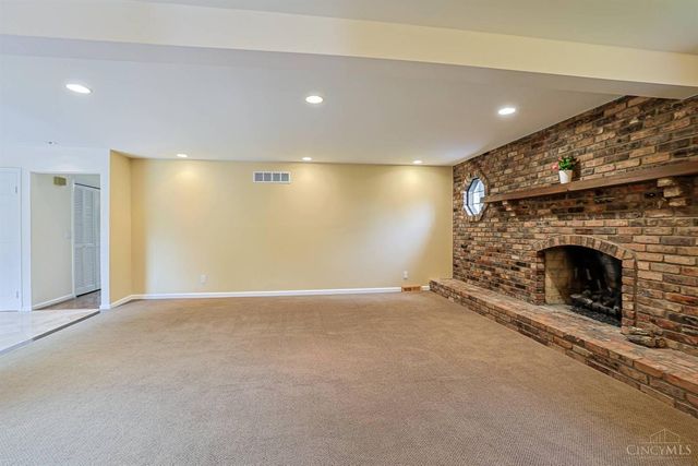 9960 Walnutridge Court, Symmes Twp, OH 45242
