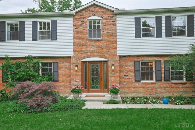 9960 Walnutridge Court, Symmes Twp, OH 45242