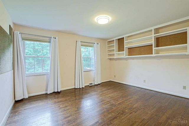 9960 Walnutridge Court, Symmes Twp, OH 45242