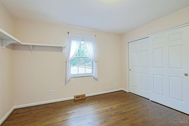 9960 Walnutridge Court, Symmes Twp, OH 45242