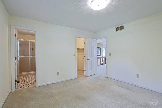 9960 Walnutridge Court, Symmes Twp, OH 45242