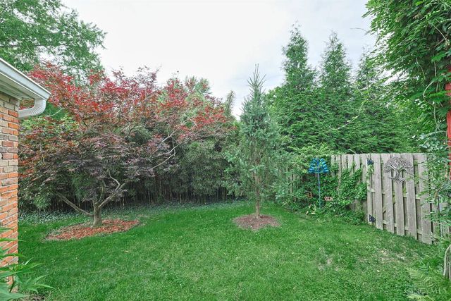 9960 Walnutridge Court, Symmes Twp, OH 45242