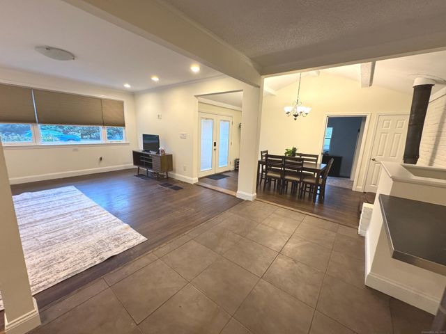 147 Pinehurst Drive, Meriden, CT 06450