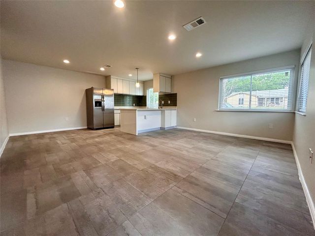 8922 Trone CIR D, Austin, TX 78758