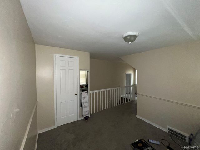 11106 Nottingham Road, Detroit, MI 48224