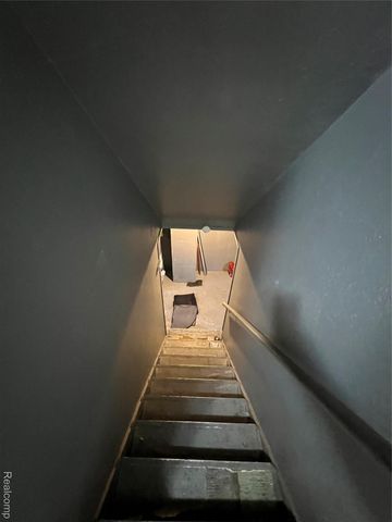 11106 Nottingham Road, Detroit, MI 48224