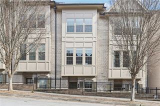 565 Broadview NE Place, Atlanta, GA 30324