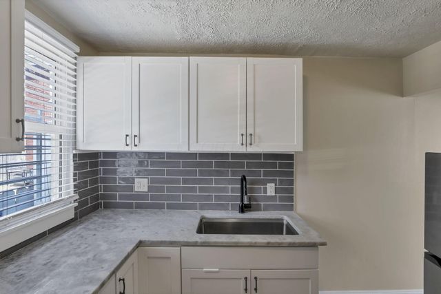 829-831 Studer Avenue, Columbus, OH 43206