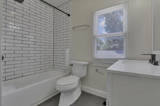 829-831 Studer Avenue, Columbus, OH 43206