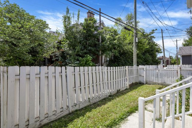 829-831 Studer Avenue, Columbus, OH 43206