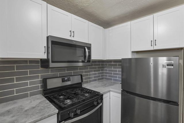 829-831 Studer Avenue, Columbus, OH 43206