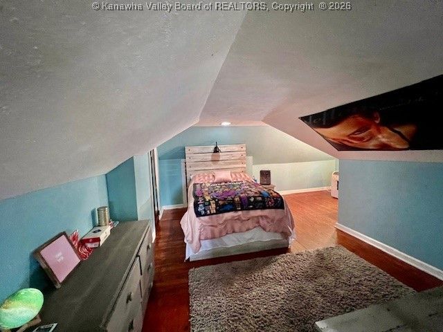 329 18th Street, Dunbar, WV 25064