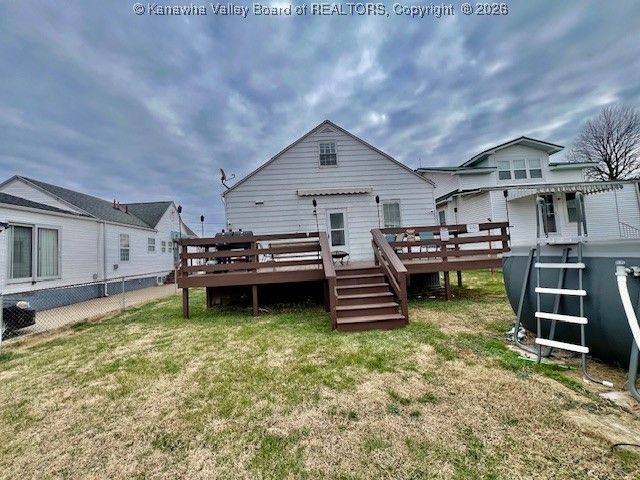 329 18th Street, Dunbar, WV 25064
