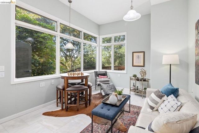 3696 Boyer Cir, Lafayette, CA 94549