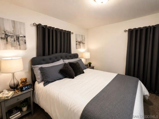 2211 W 134th St, Los Angeles, CA 90059