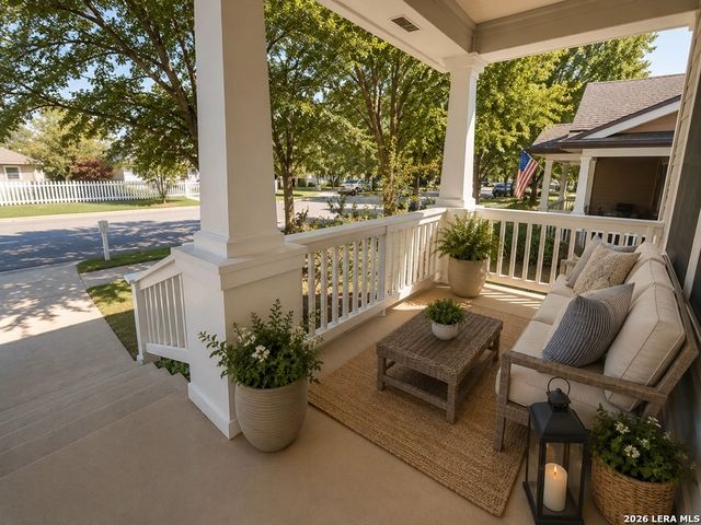 5661 Hartson, Kyle, TX 78640