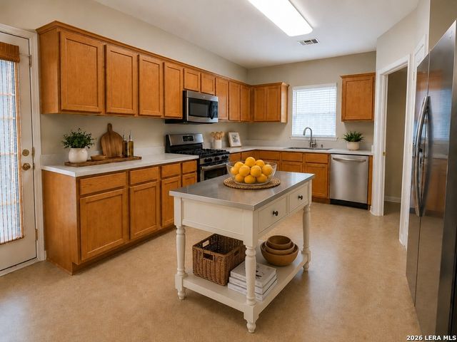 5661 Hartson, Kyle, TX 78640