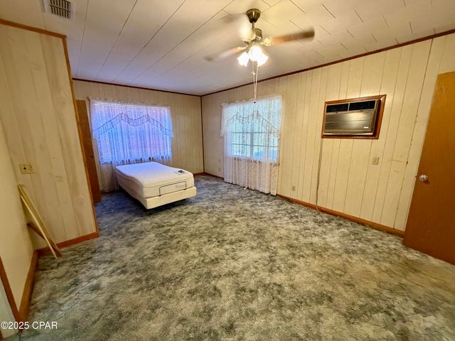 2797 Salem Church Road, Sneads, FL 32460