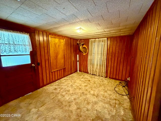 2797 Salem Church Road, Sneads, FL 32460