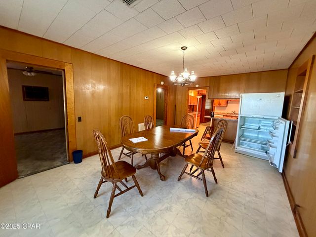 2797 Salem Church Road, Sneads, FL 32460