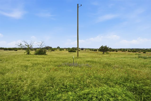 502 Hollow Drive, Lipan, TX 76048