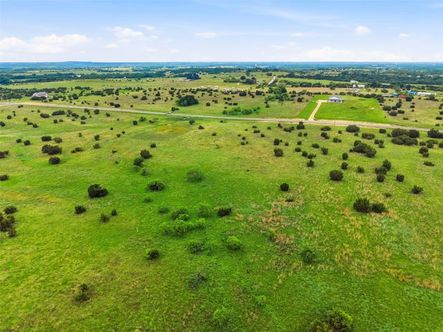 502 Hollow Drive, Lipan, TX 76048