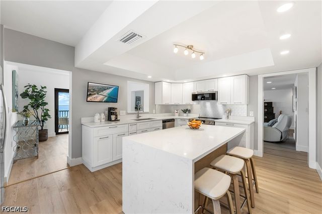 1920 Virginia AVE 601, Fort Myers, FL 33901
