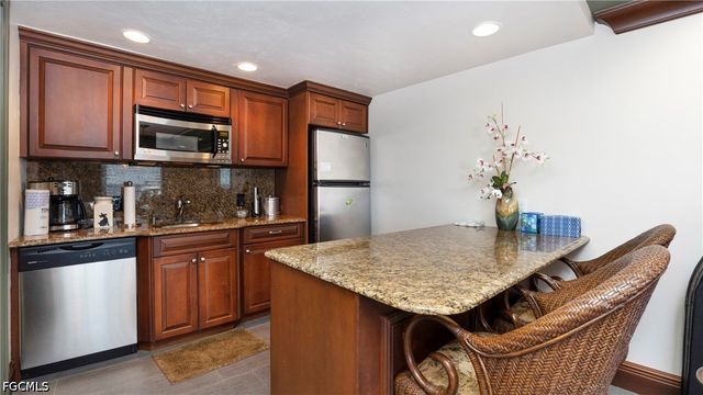 1920 Virginia AVE 601, Fort Myers, FL 33901