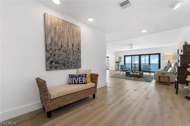 1920 Virginia AVE 601, Fort Myers, FL 33901