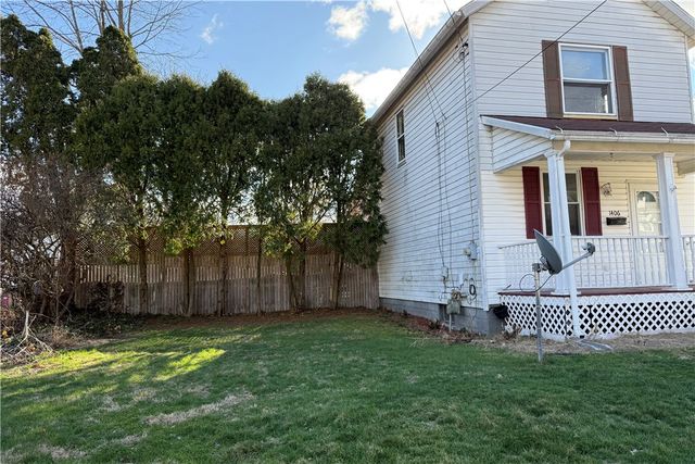 1406 Heinz Ave, Sharon, PA 16146