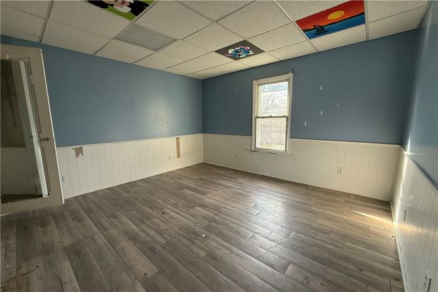 1406 Heinz Ave, Sharon, PA 16146