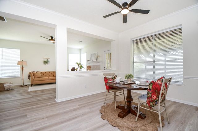 10839 Sycamore Drive N, La Porte, TX 77571