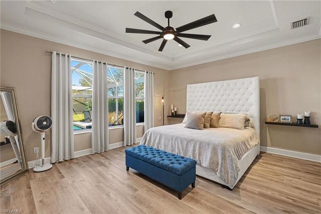 2705 Lambay CT, Cape Coral, FL 33991