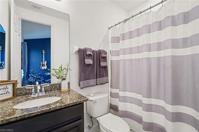 2705 Lambay CT, Cape Coral, FL 33991