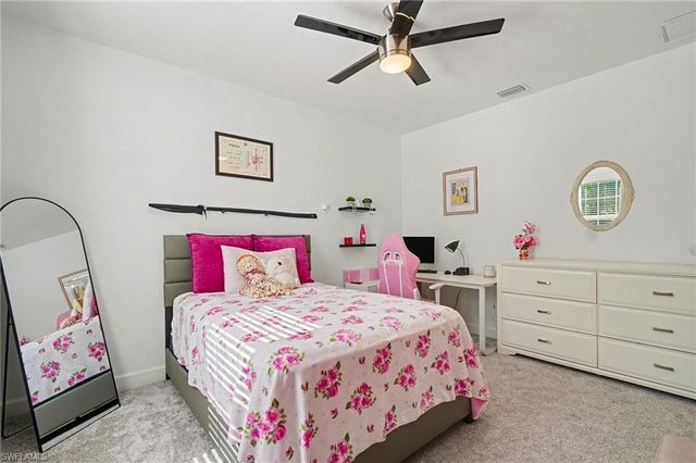 2705 Lambay CT, Cape Coral, FL 33991