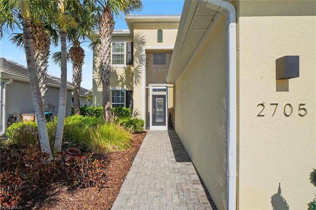 2705 Lambay CT, Cape Coral, FL 33991