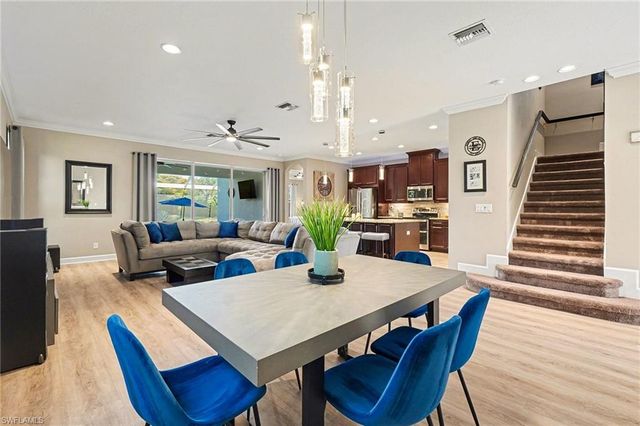 2705 Lambay CT, Cape Coral, FL 33991