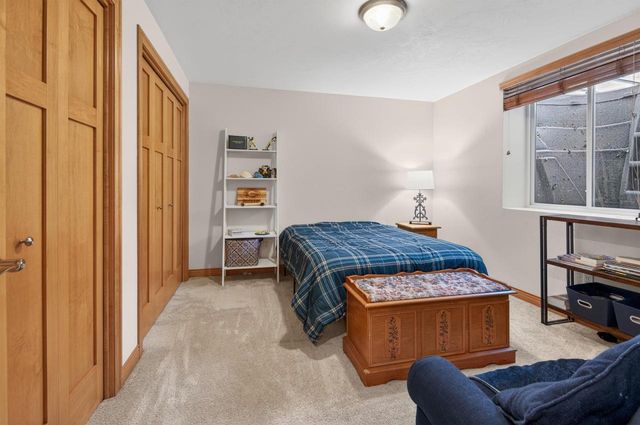 1127 PRINCESS DOVE CIRCLE, De Pere, WI 54115