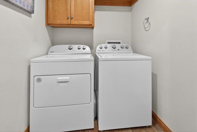 1127 PRINCESS DOVE CIRCLE, De Pere, WI 54115