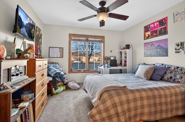 1127 PRINCESS DOVE CIRCLE, De Pere, WI 54115