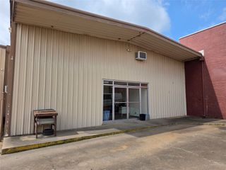 102 S Wilhite Street, Cleburne, TX 76031
