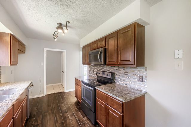 1701 Paxton Drive, Carrollton, TX 75007