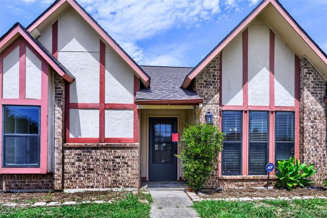 1701 Paxton Drive, Carrollton, TX 75007