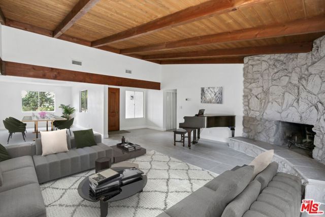 2464 Prospect Drive, Upland, CA 91784